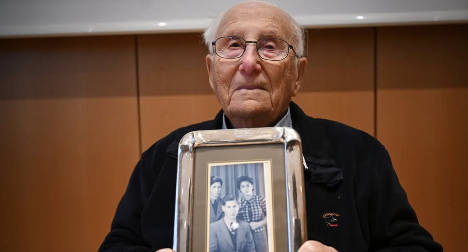 Albrecht Weinberg Rhauderfehn, Germany Death Obituary: Auschwitz Survivor, Holocaust Witness, and Advocate for Remembrance Passed Away at 101